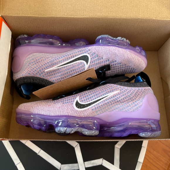 **SOLD** Nike Air VaporMax 2021 Flyknit "Lilac/Black/Barely Grape/Universi Blue" - Picture 11 of 16